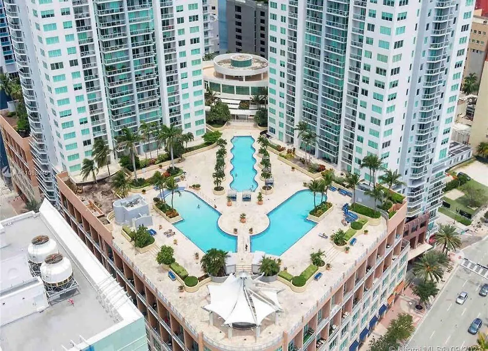 Apartment And Luxurious Living In Downtown Miami
