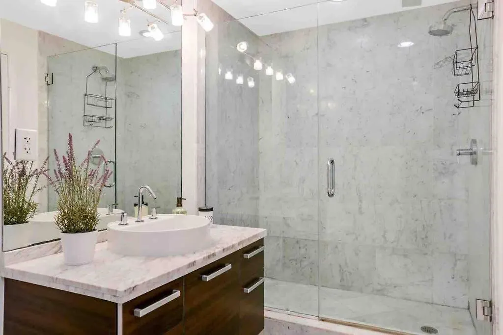 Apartment And Luxurious Living In Downtown Miami