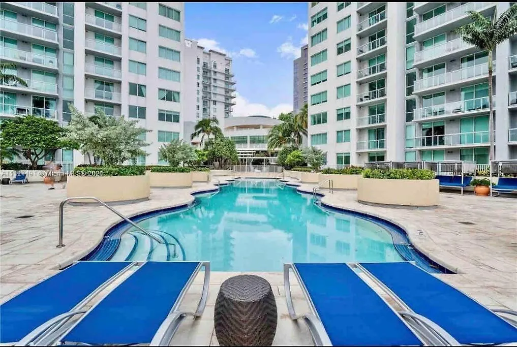 And Luxurious Living In Downtown