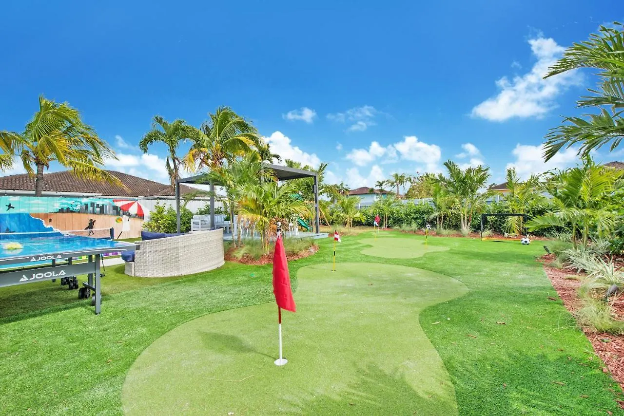 Grand 6Br Escape Resort Pool, Beach & Mini Golf L09 Holiday home *