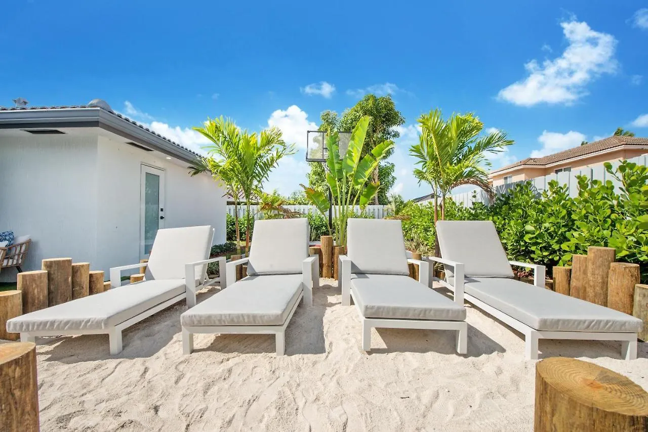 Holiday home Grand 6Br Escape Resort Pool, Beach & Mini Golf L09 Miami