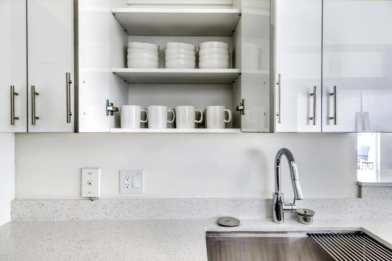 Apartment Brickell 2br W Gym Pool Wd Nr Center Mia-41 Miami