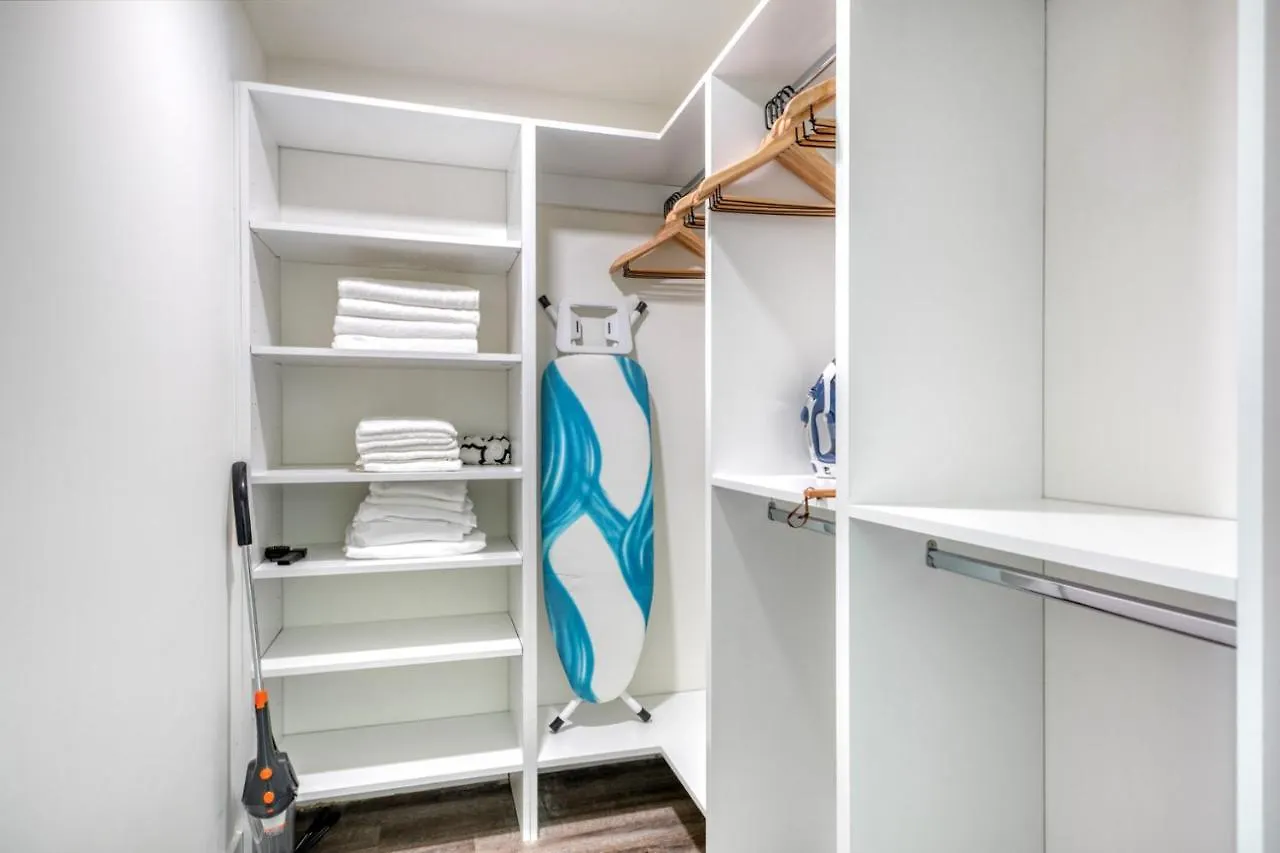 Brickell 2br W Gym Pool Wd Nr Center Mia-41 *