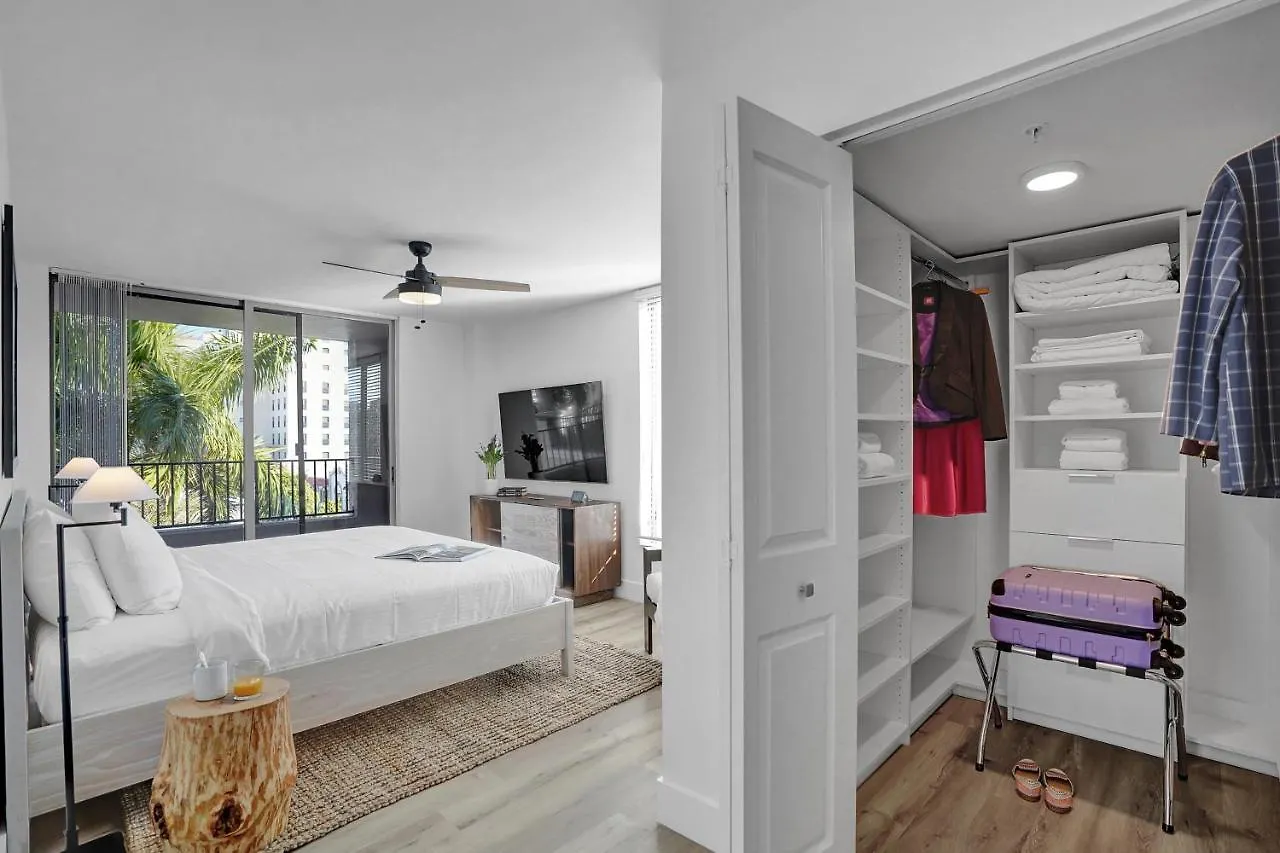 Dharma Coral Gables At Gables Grand Plaza Apartment Miami