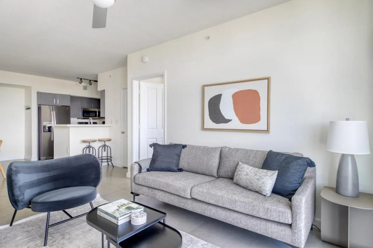 Brickell 2br W Gym Pool Wd Nr Center Mia-44