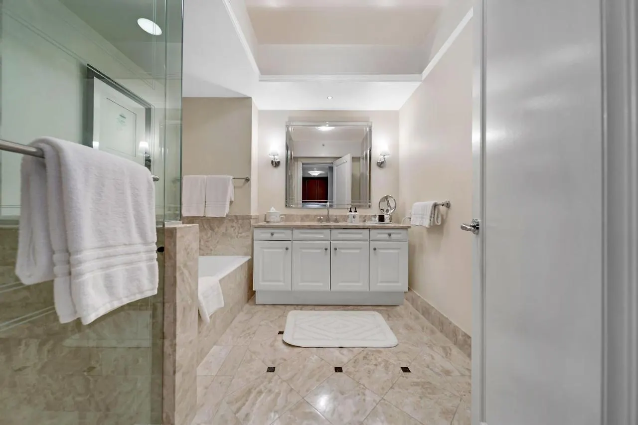 Hotel Four Seasons Studio Kitchen 5*