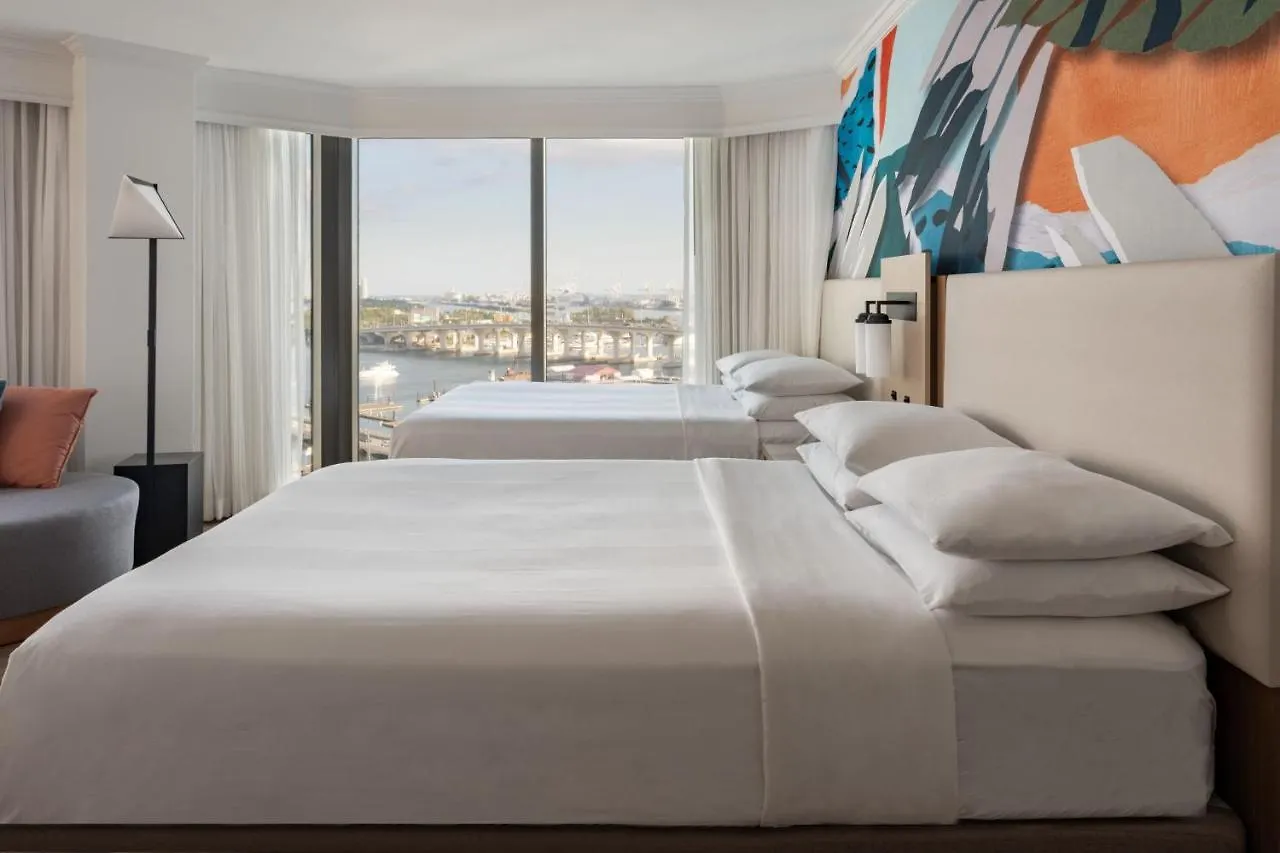 Marriott Biscayne Bay Hotel 4*