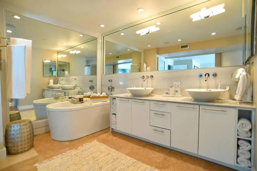 Naomi - Luxury Design New Vila Miami