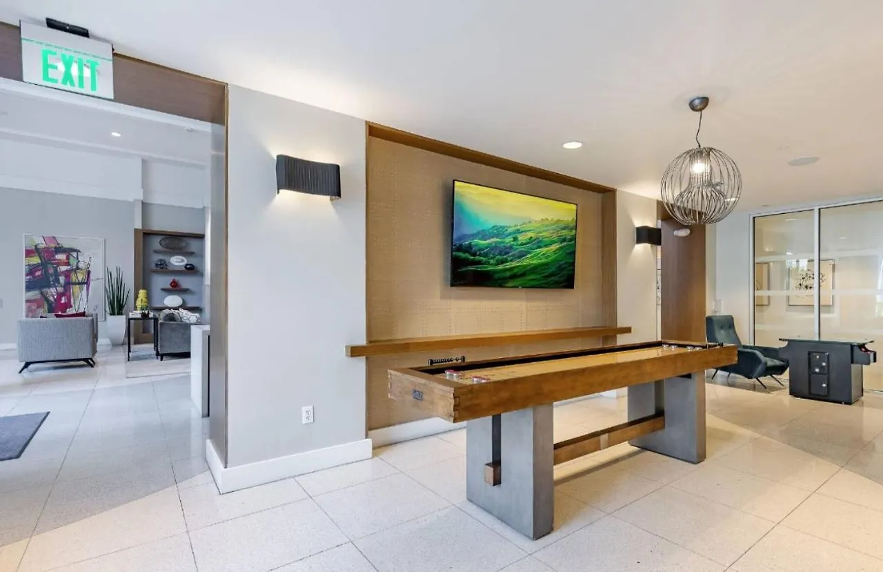Doral 1br W Wd Pool Gym Nr Airport Mia-17