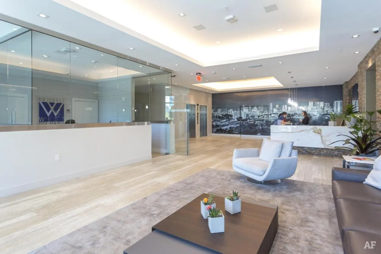 Apartment Brickell 2br W Gym Pool Wd Nr Center Mia-42 *