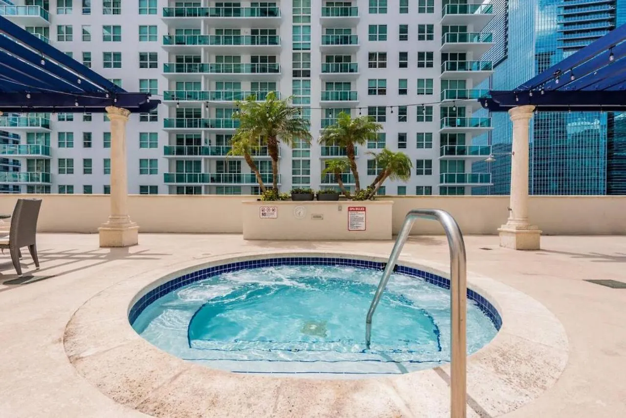 We Host Wonderful 3 Bedroom At Brickell W Gym Apartment