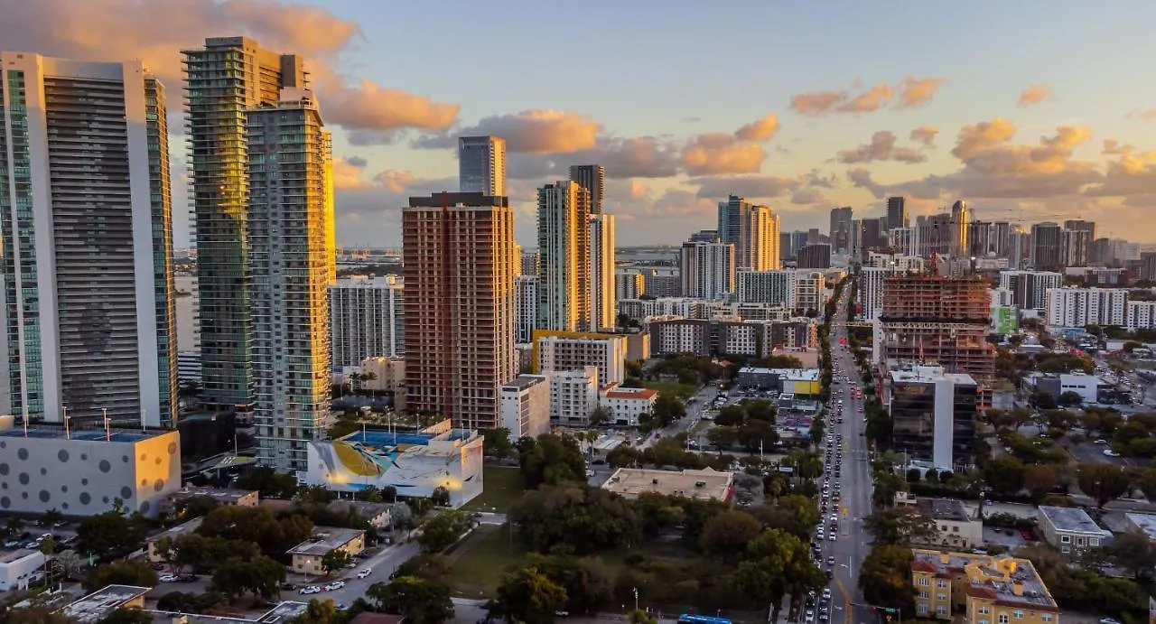 Motel Up Midtown Miami