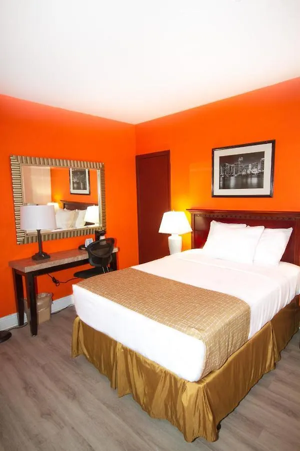 Отель Travelodge By Wyndham Biscayne Bay 3*