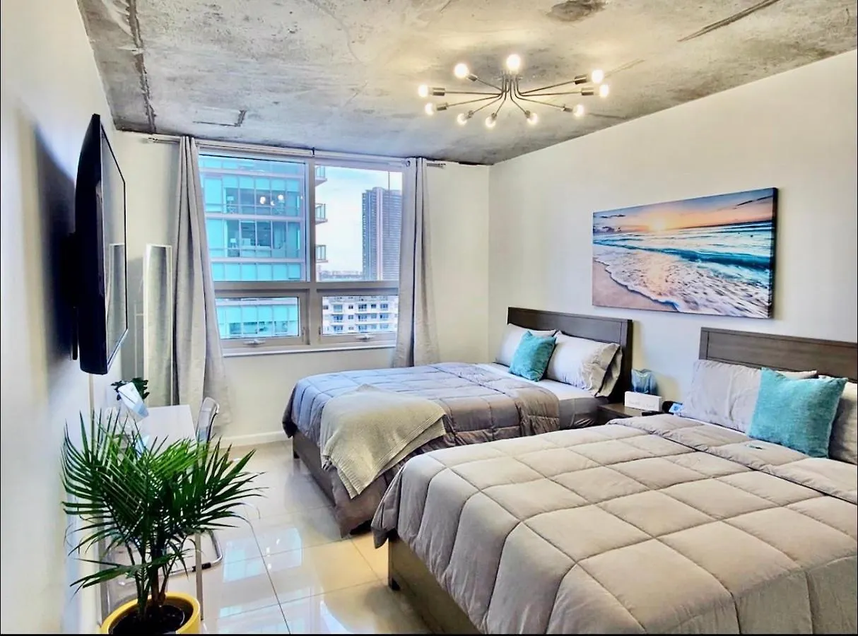 Aparthotel Spacious 2bd 2bth At Midblock Miami