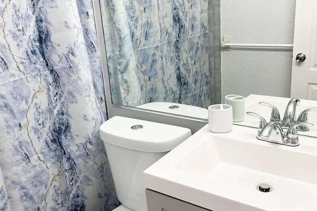 Amazing & Cozy Duplex Near Zoo ! * Miami