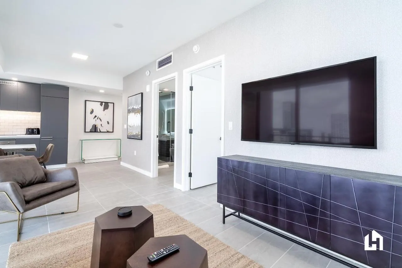 Apartment Downtown By Lua Host