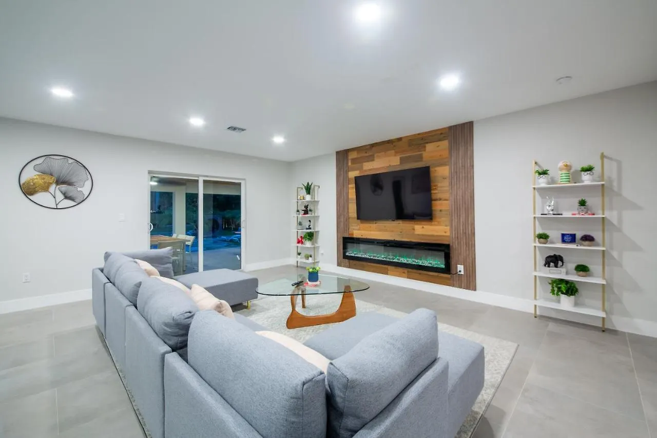 빌라 Fantastic North By The Glamhomes