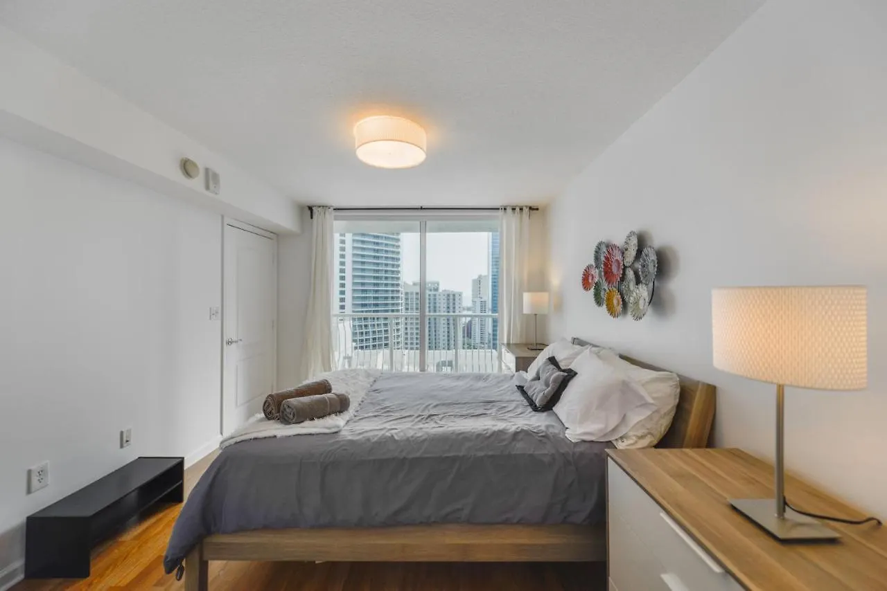 Apartmán Fantastic 2br On 31st Floor Free Parking