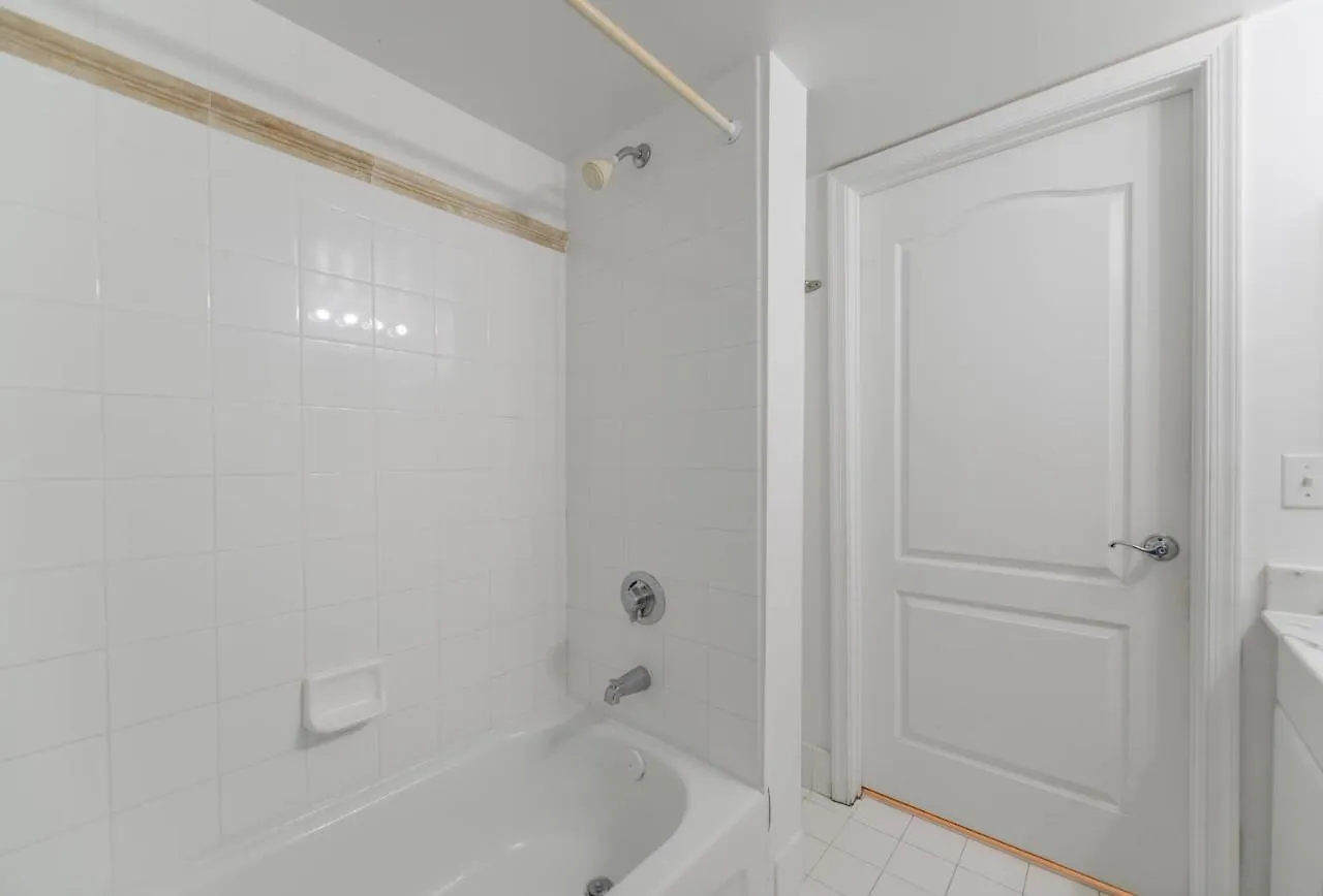Fantastic 2br On 31st Floor Free Parking