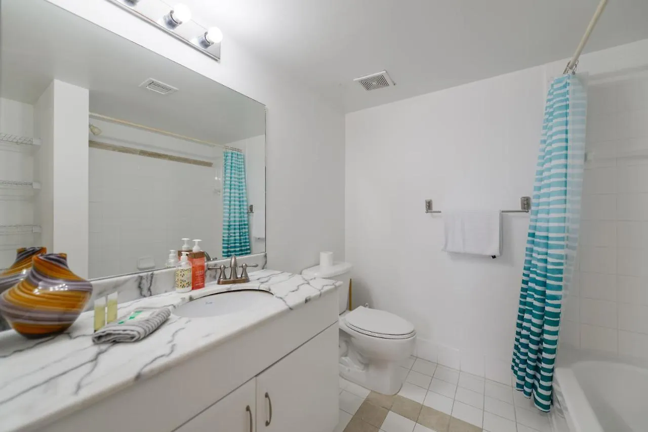 Fantastic 2br On 31st Floor Free Parking Майами