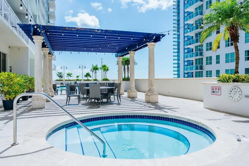 דירה Brickell, In The Sky!