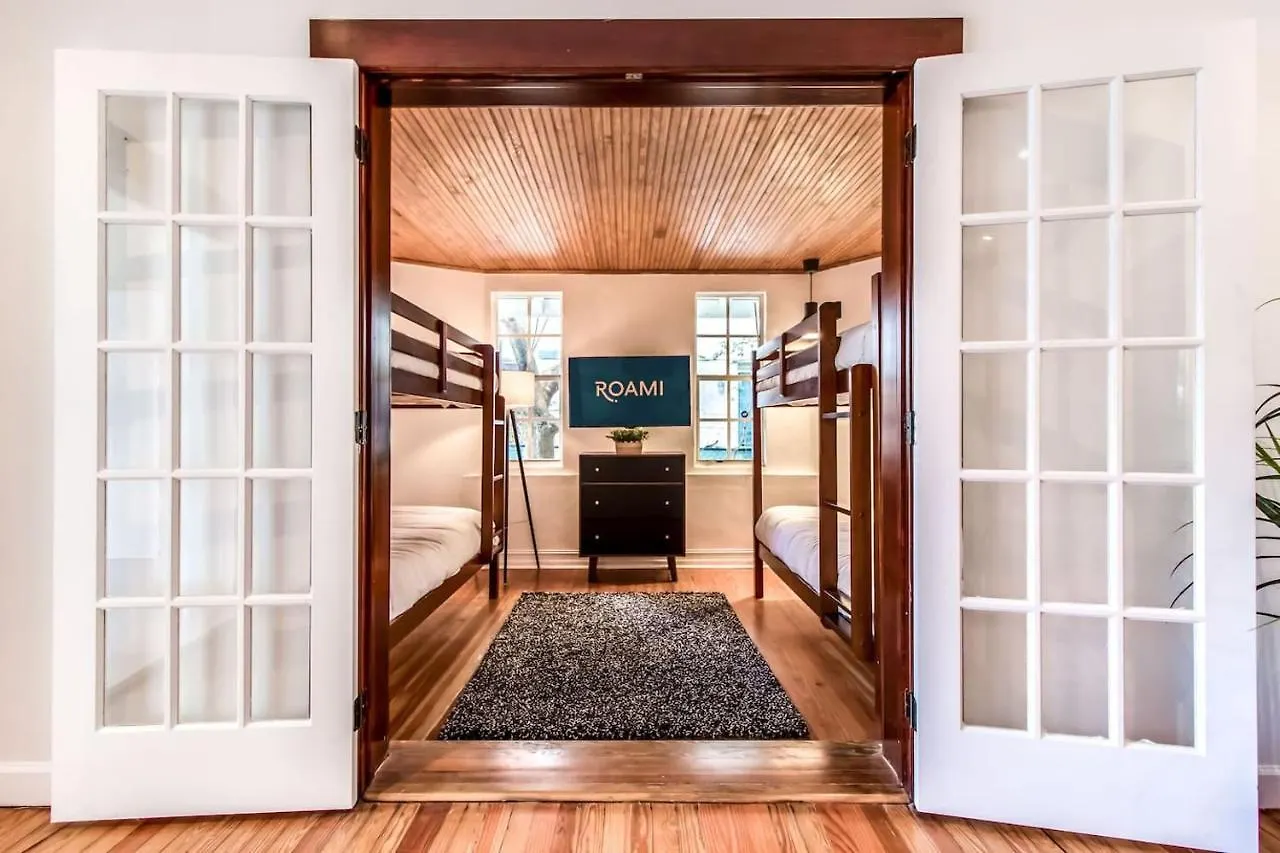 Apartment Roami At Bella