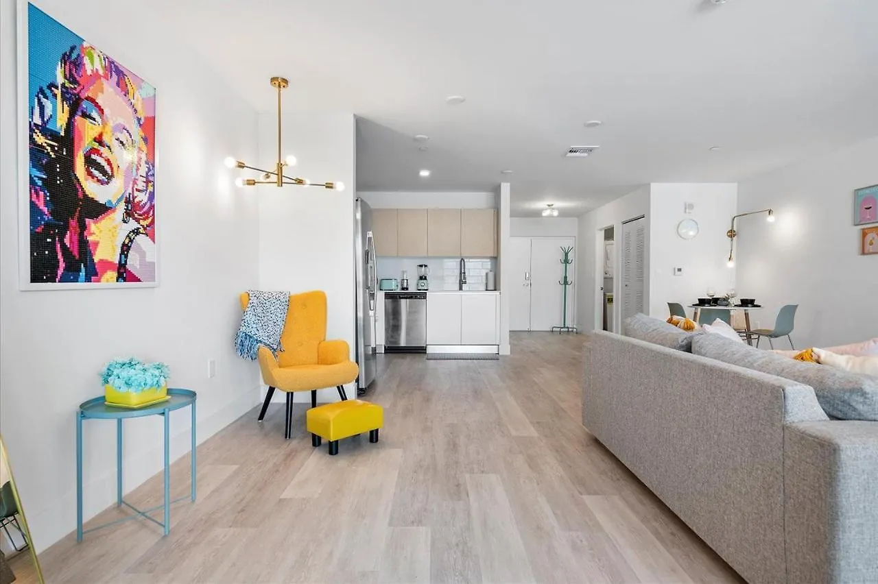 Apartment Lofts Of Aventura *