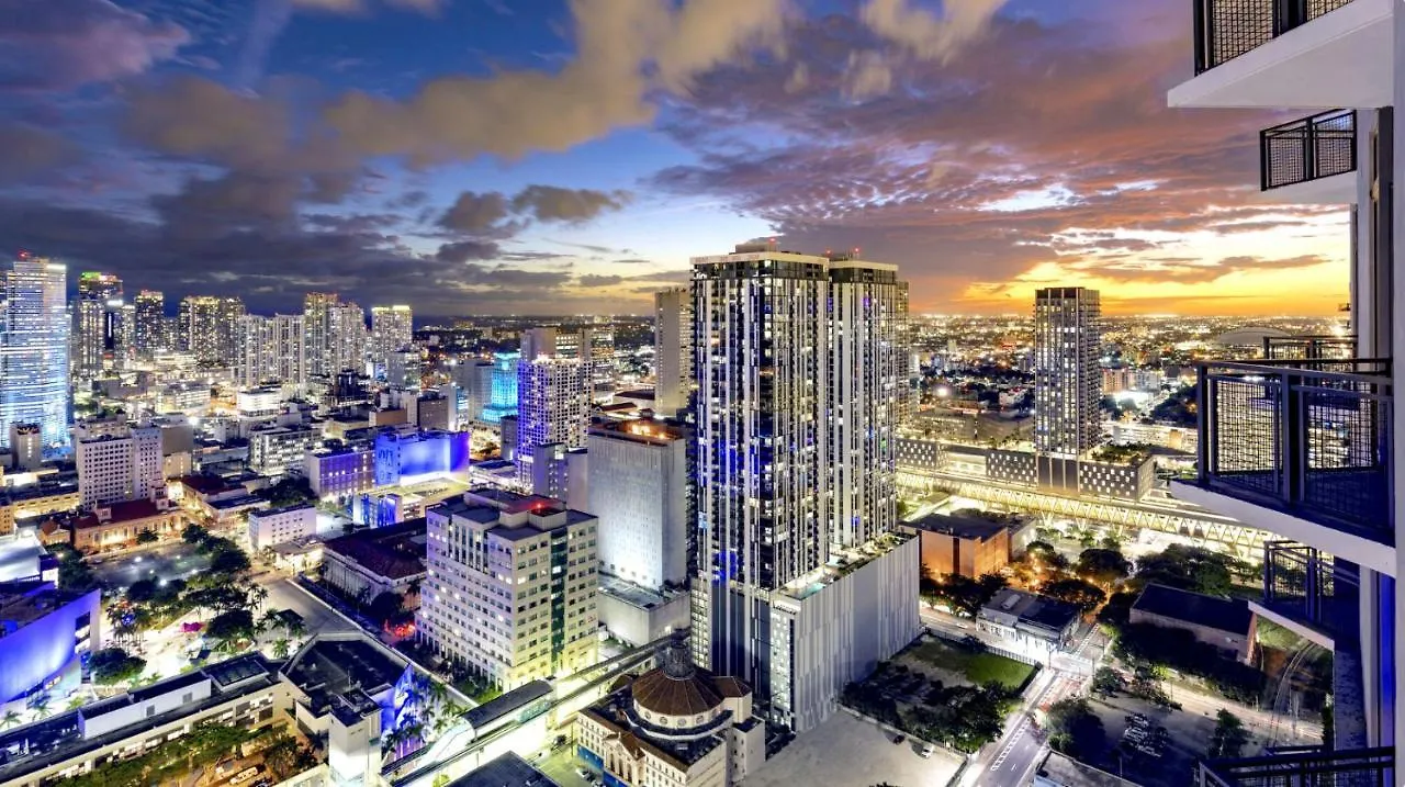 Apartment Complex Full Amenities & Entertainment! Miami