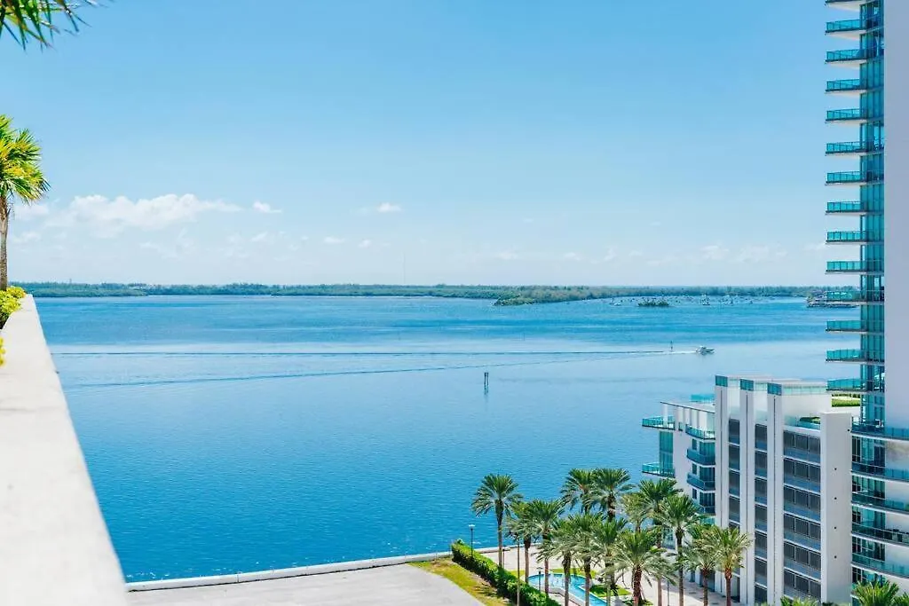Brickell, In The Sky! *