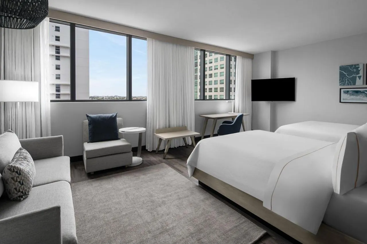 Element Brickell Otel