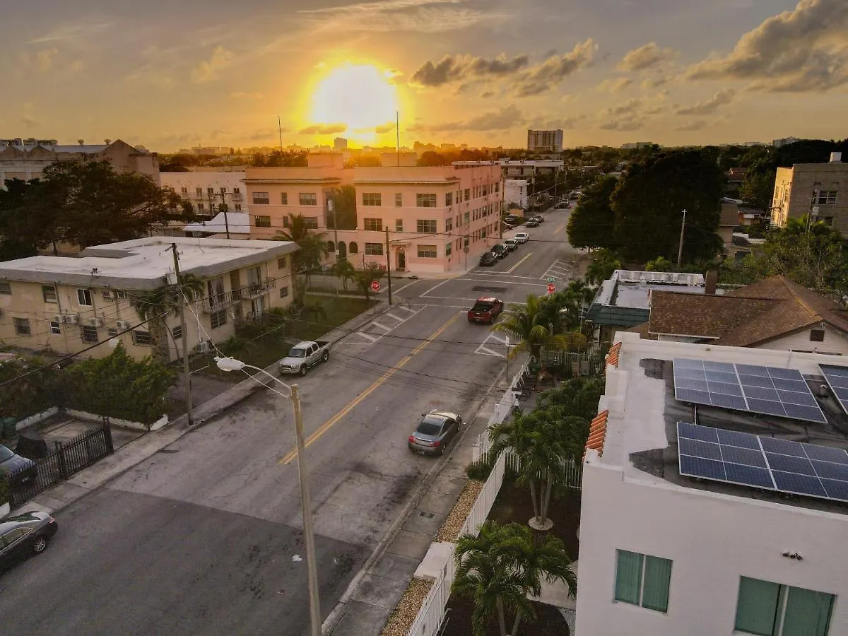 Marlins Park - Apt 3 - Cuba Libre Apartment *