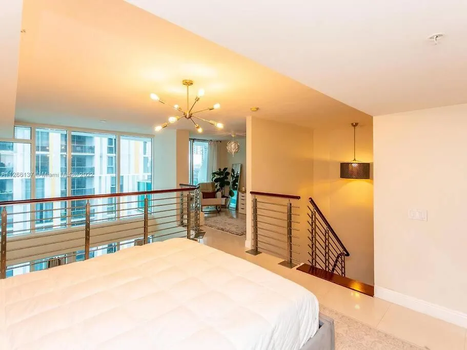 Beautiful Brickell Loft Apartment
