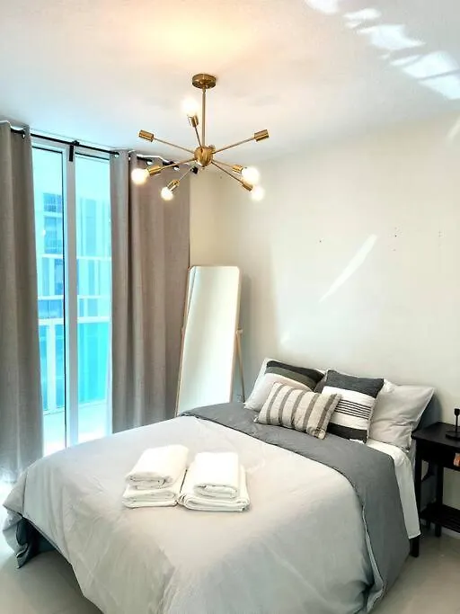 Beautiful Brickell Loft מיאמי