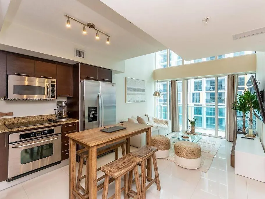Beautiful Brickell Loft * מיאמי