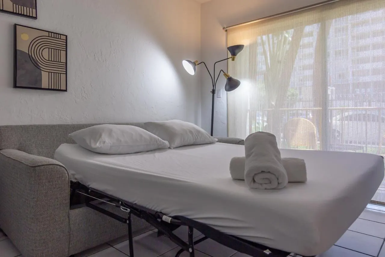 Apartment One Bedroom - With Parking & Balcony - Heart Of Wynwood Miami