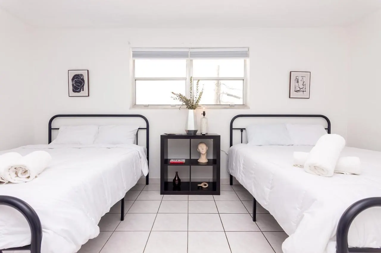 Apartment Two Bedroom - With Parking & Balcony - Heart Of Wynwood Miami