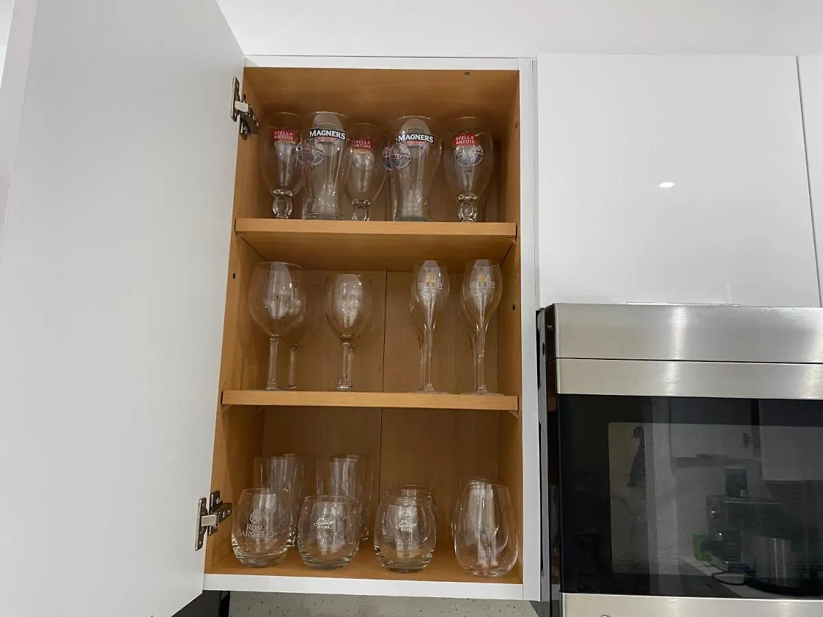 Beautiful House 7 Min From Airport W Free Parking Apartment Miami