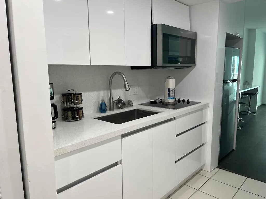 In Brickell With Pool, Gym, Free Parking And Game Lejlighed