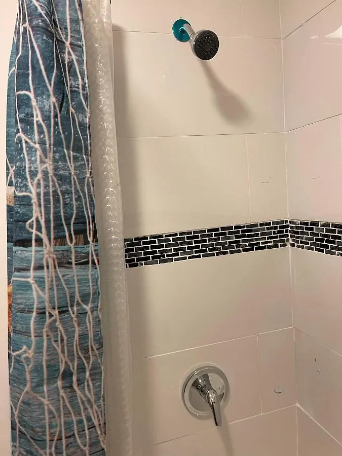 Value Inside Miami, Near Airport, Beach, Center & Metro Homestay