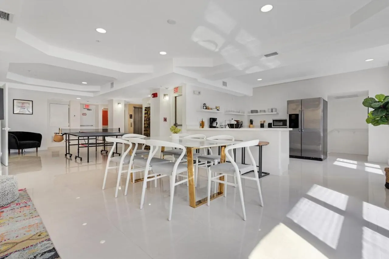 Roami At The Ralston Miami