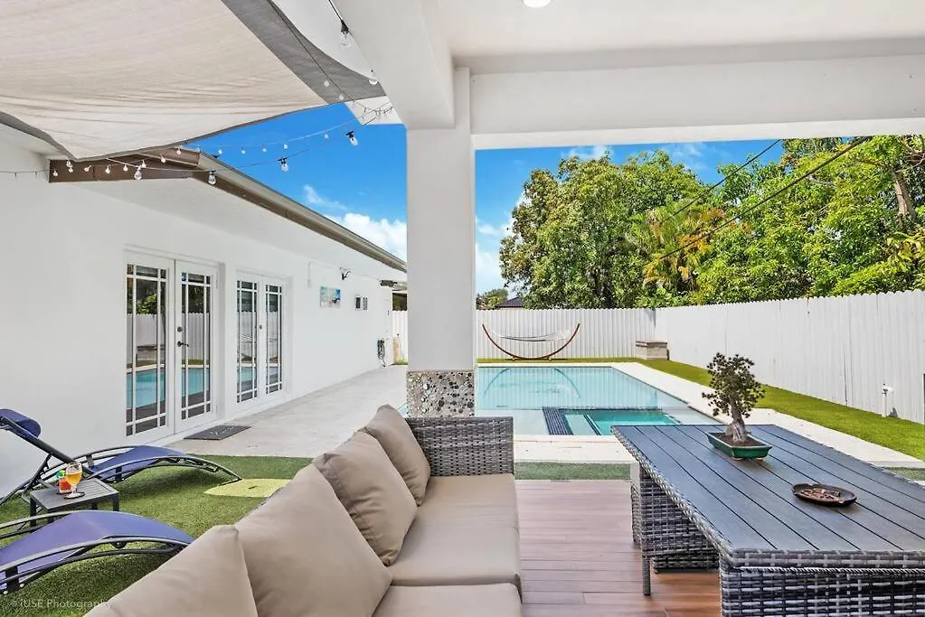 Perfect Location House In Pool & Jacuzzi L43 *