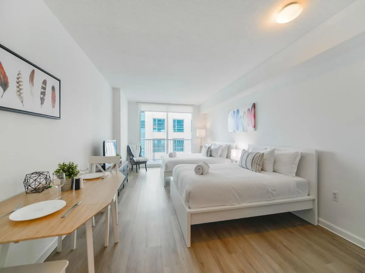 Cozy And Bohemian In Brickell Miami