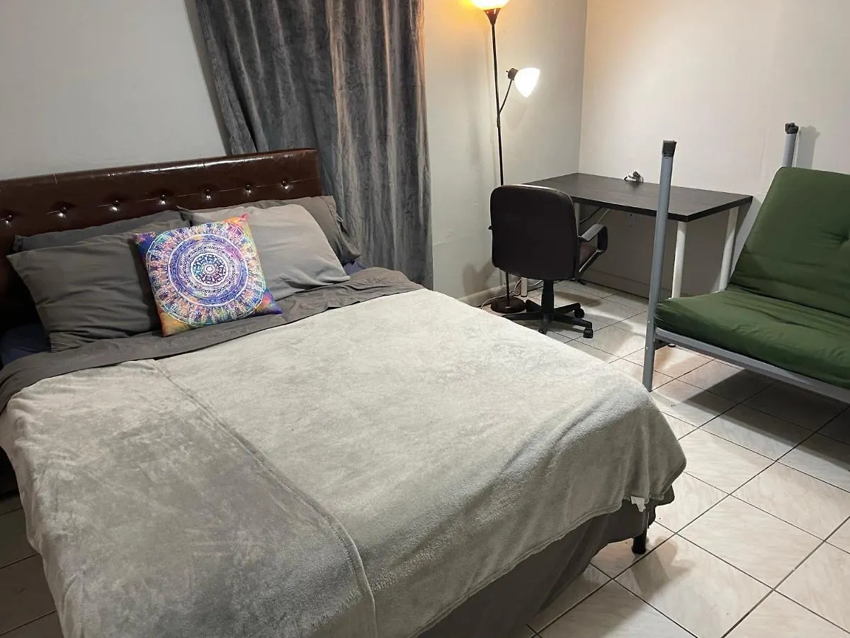 Δωμάτια σε οικογενειακή κατοικία Value Inside Miami, Near Airport, Beach, Center & Metro