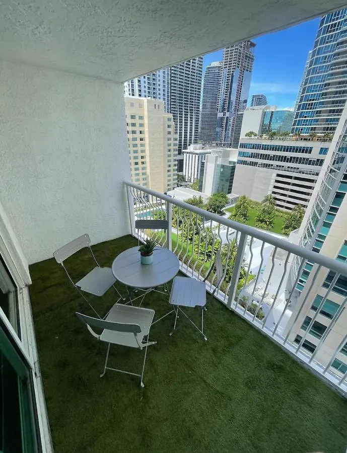 In Brickell With Pool, Gym, Free Parking And Game Lejlighed *