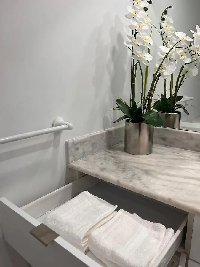 In Brickell With Pool, Gym, Free Parking And Game Apartment Miami