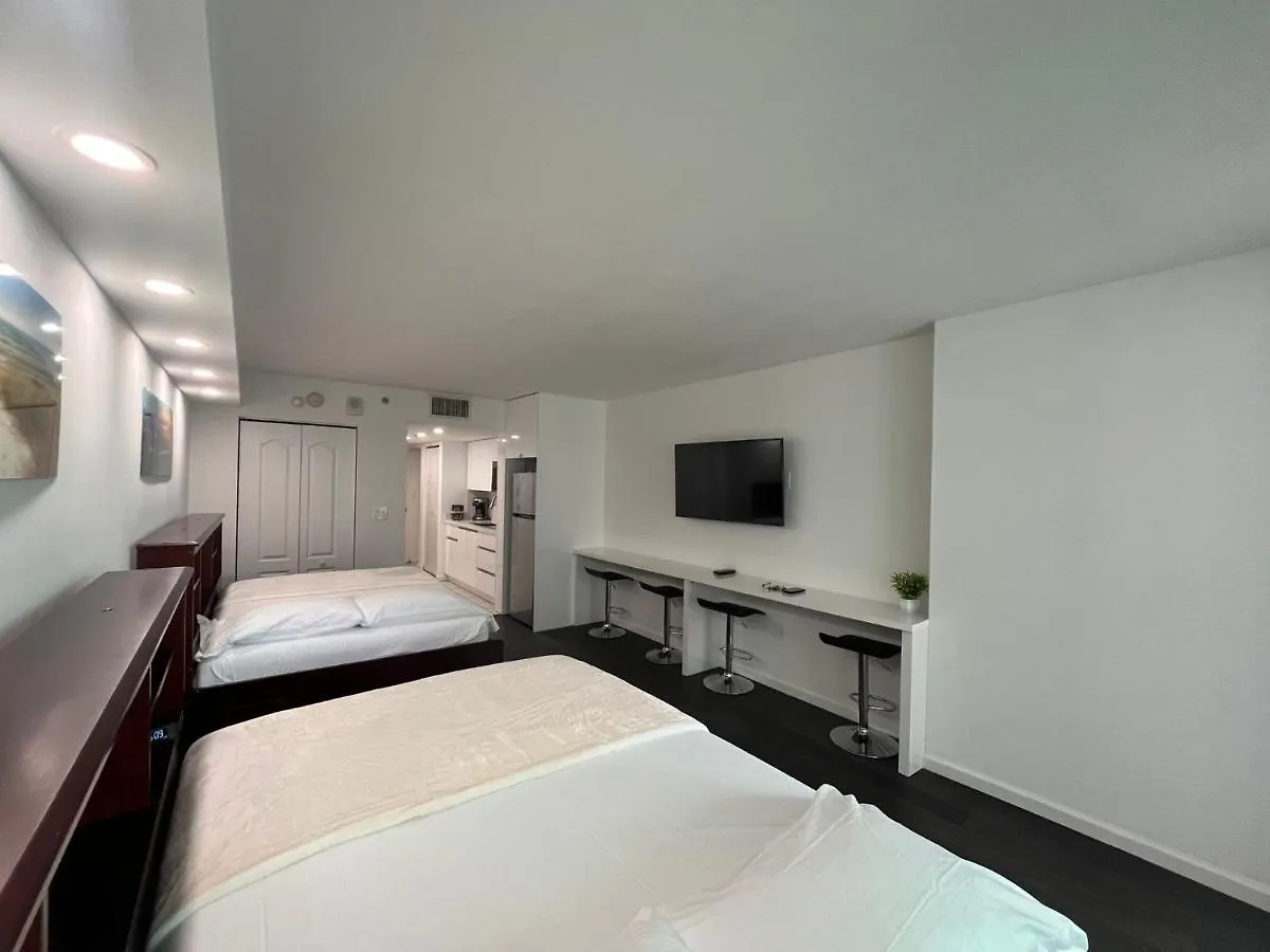 Apartment In Brickell With Pool, Gym, Free Parking And Game *