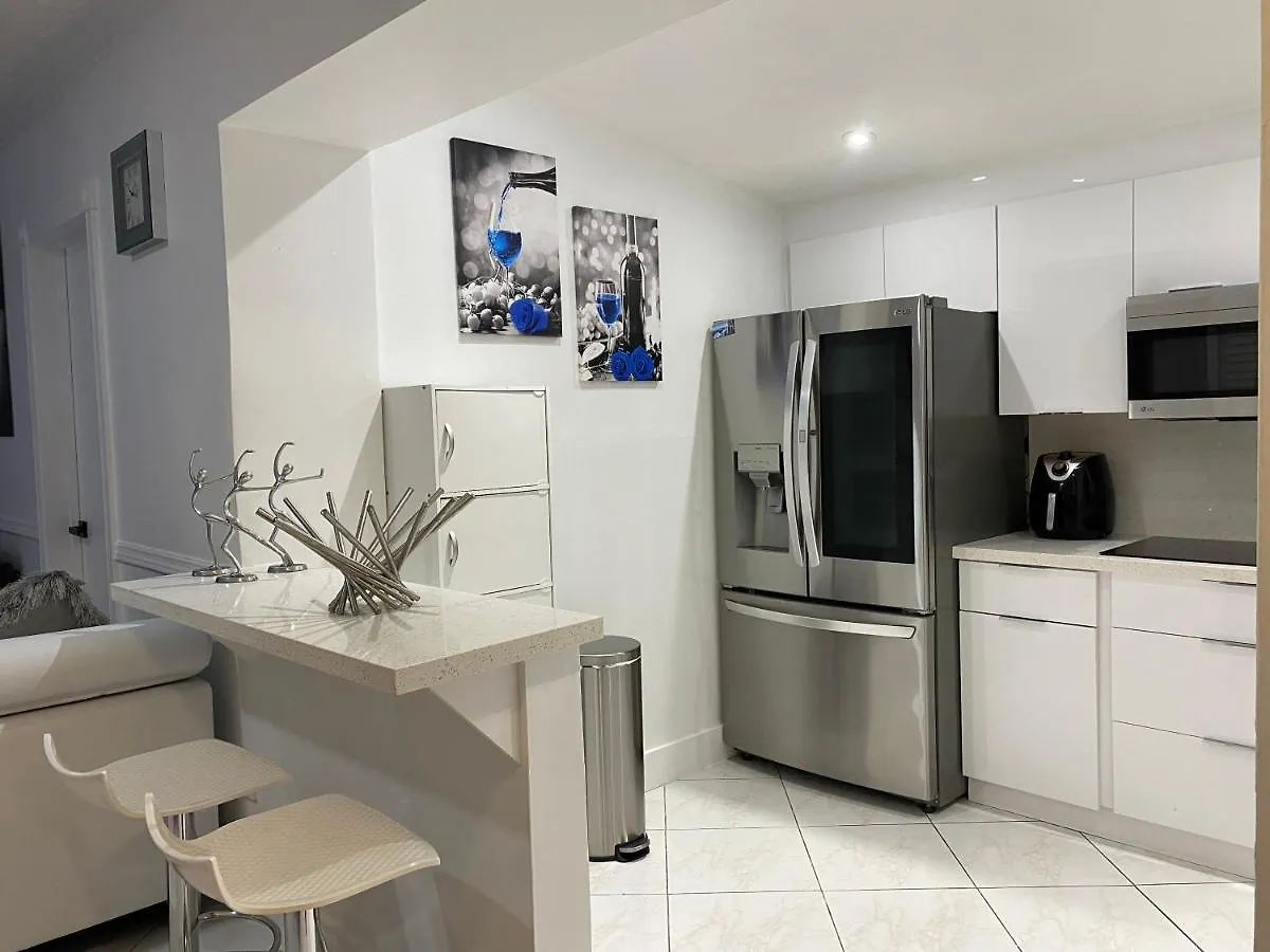 Beautiful House 7 Min From Airport W Free Parking * Miami