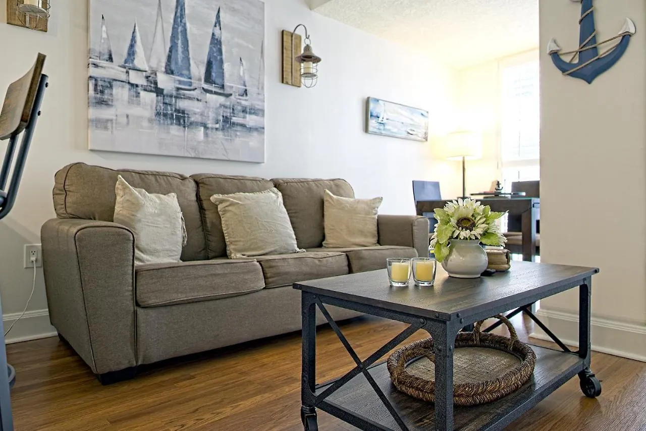 1bed 1bath Steps To Marina & Cocowalk In Grove Apartment Miami