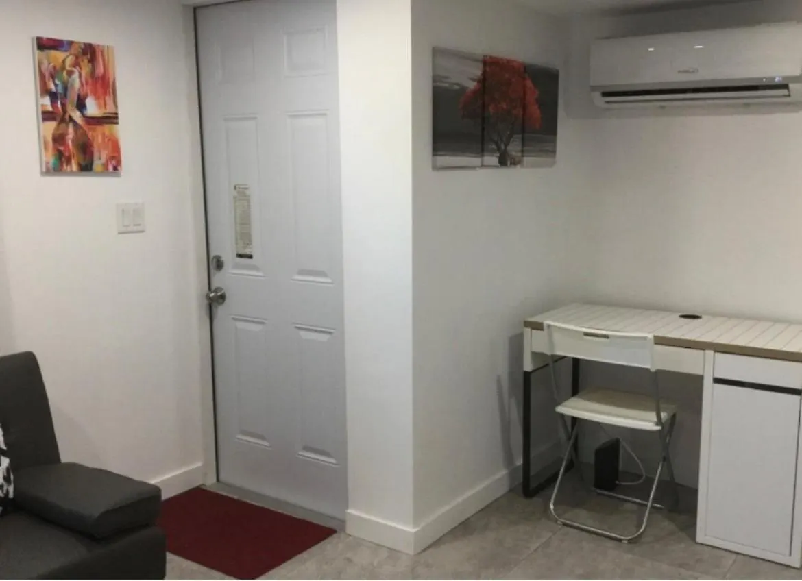 Homestay New Private Magic Of Miami, Gated Parking *