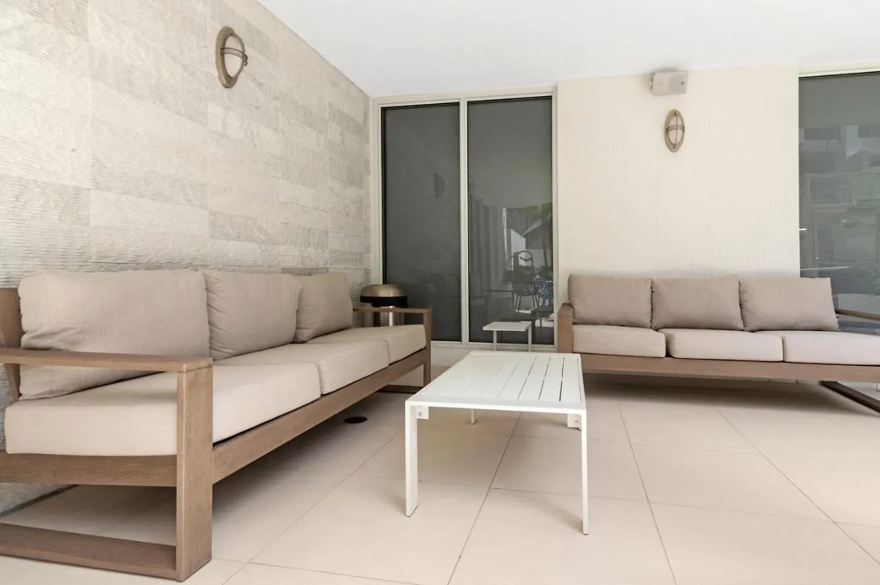 Roami At Habitat Brickell Apart Otel Miami